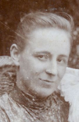 Sylvie Vanheerswynghels.jpg